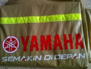 Sablon Jas Hujan Di Batam dijamin bagus, rapi dan cepat